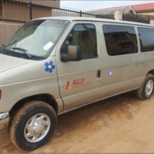 Tokunbo 2006 Ford Transporter Bus with Seats